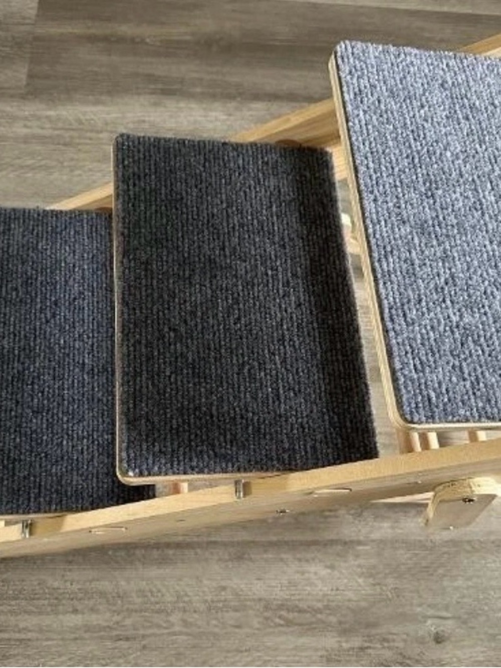 Wooden Pet Ramp with Dark Gray Carpeted Steps